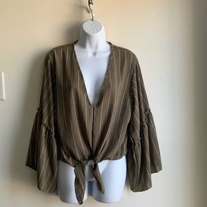 Lavender Field green shirt stripe bell sleeve